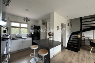 Maison à vendre 5 pièces de 109,1 m² à Pechbonnieu