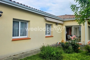 Maison à louer 4 pièces de 106 m² à Fronton