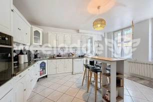 Maison à vendre 6 pièces de 145 m² à Trie-Château