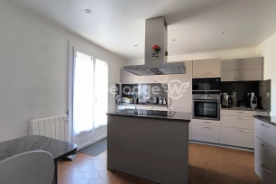 Maison à vendre 8 pièces de 161,05 m² à Conflans-Sainte-Honorine