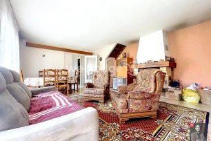 Maison à vendre 5 pièces de 96 m² à Jouy-le-Moutier