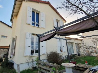 Maison à vendre 5 pièces de 100 m² à Conflans-Sainte-Honorine
