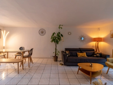 Maison à vendre 7 pièces de 130 m² à Jouy-le-Moutier