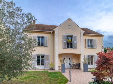 Maison à vendre 7 pièces de 170 m² à Boissy-l'Aillerie