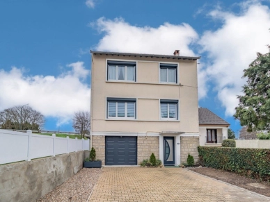 Maison à vendre 5 pièces de 93 m² à Conflans-Sainte-Honorine