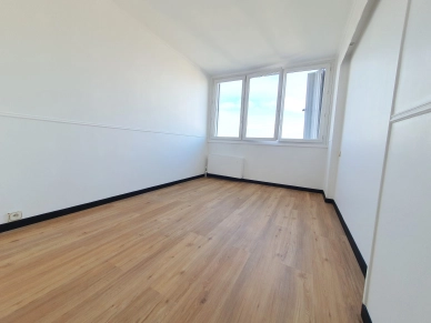 Appartement à vendre 2 pièces de 50 m² à Conflans-Sainte-Honorine