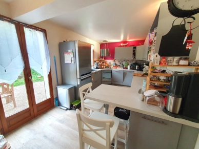 Maison à vendre 6 pièces de 132 m² à Conflans-Sainte-Honorine