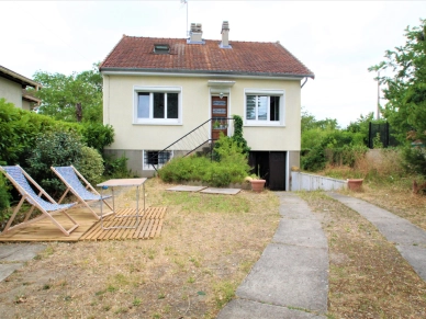 Maison à vendre 6 pièces de 101 m² à Conflans-Sainte-Honorine