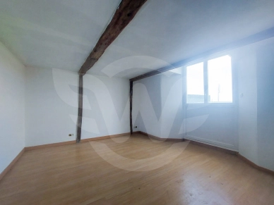 Maison à vendre 6 pièces de 213 m² à Berchères-Saint-Germain
