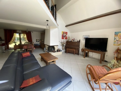 Maison à vendre 6 pièces de 152 m² à Triel-sur-Seine