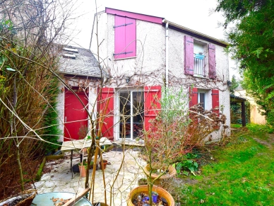 Maison à vendre 5 pièces de 95 m² à Jouy-le-Moutier