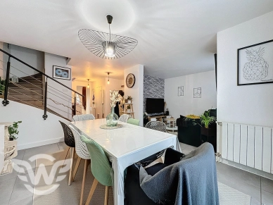 Maison à vendre 5 pièces de 103 m² à Triel-sur-Seine