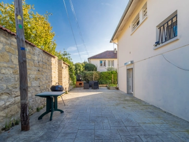 Maison à vendre 6 pièces de 118 m² à Maurecourt