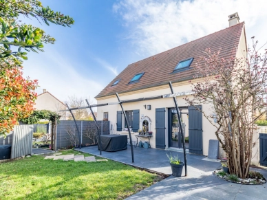 Maison à vendre 6 pièces de 90 m² à Conflans-Sainte-Honorine