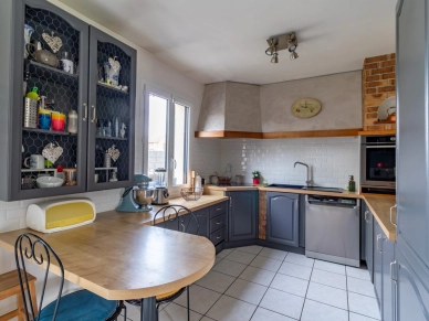 Maison à vendre 6 pièces de 90 m² à Conflans-Sainte-Honorine