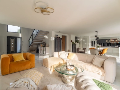 Maison à vendre 9 pièces de 278 m² à Conflans-Sainte-Honorine