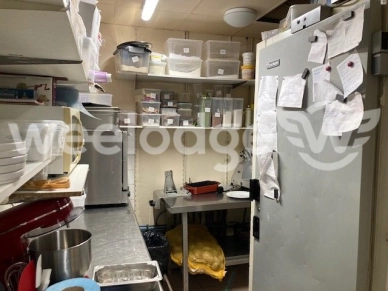 Local commercial à vendre de 200 m² à Conflans-Sainte-Honorine