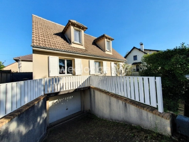 Maison à vendre 6 pièces de 125 m² à Conflans-Sainte-Honorine