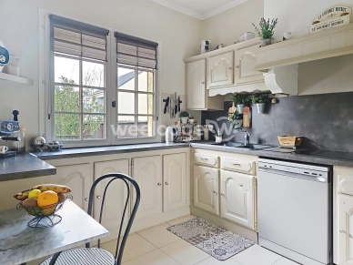 Maison à vendre 7 pièces de 107 m² à Éragny